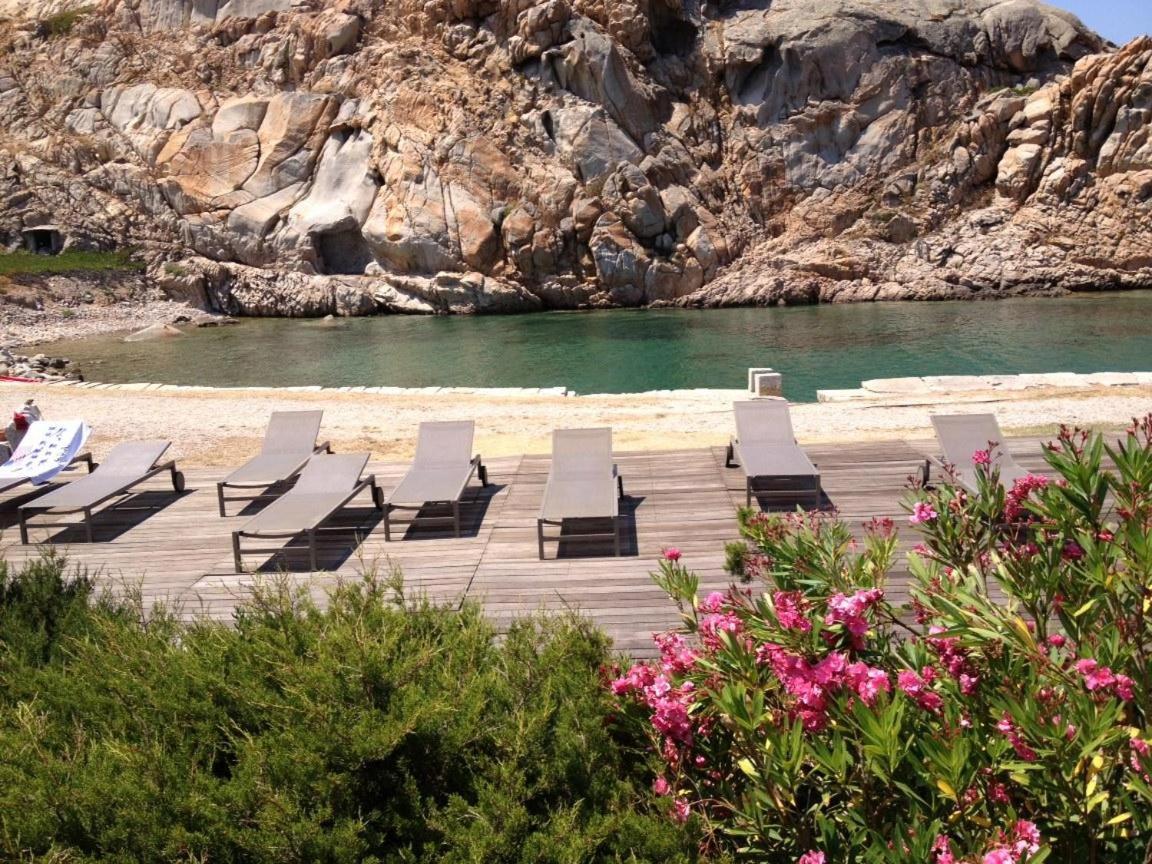 Residence Cala Francese - Case Sul Mare La Maddalena  Dış mekan fotoğraf