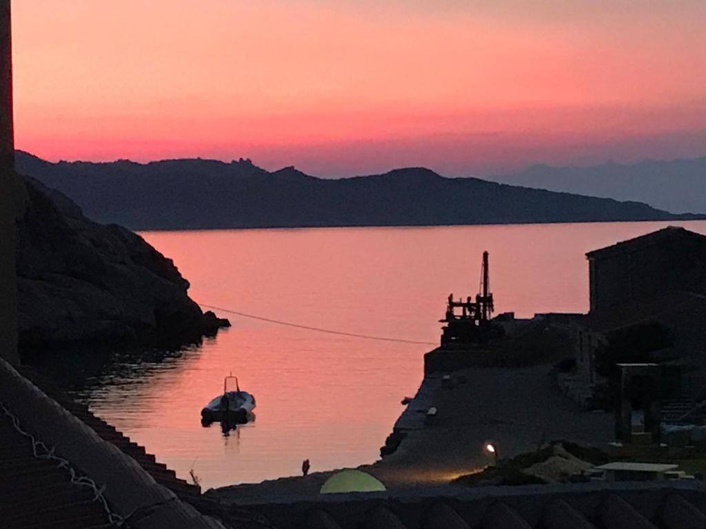 Residence Cala Francese - Case Sul Mare La Maddalena  Dış mekan fotoğraf