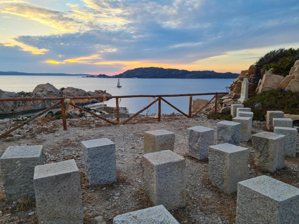Residence Cala Francese - Case Sul Mare La Maddalena  Dış mekan fotoğraf