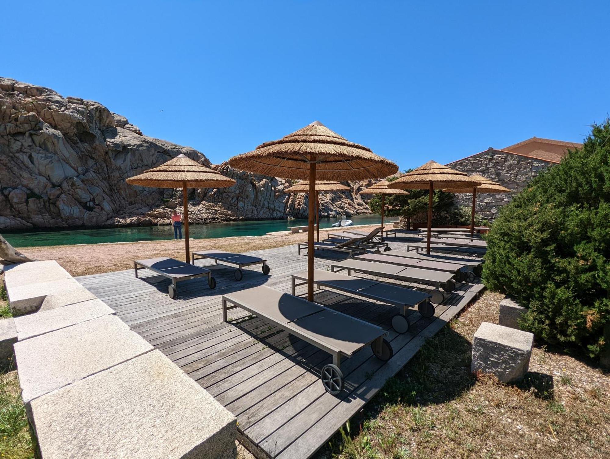 Residence Cala Francese - Case Sul Mare La Maddalena  Dış mekan fotoğraf