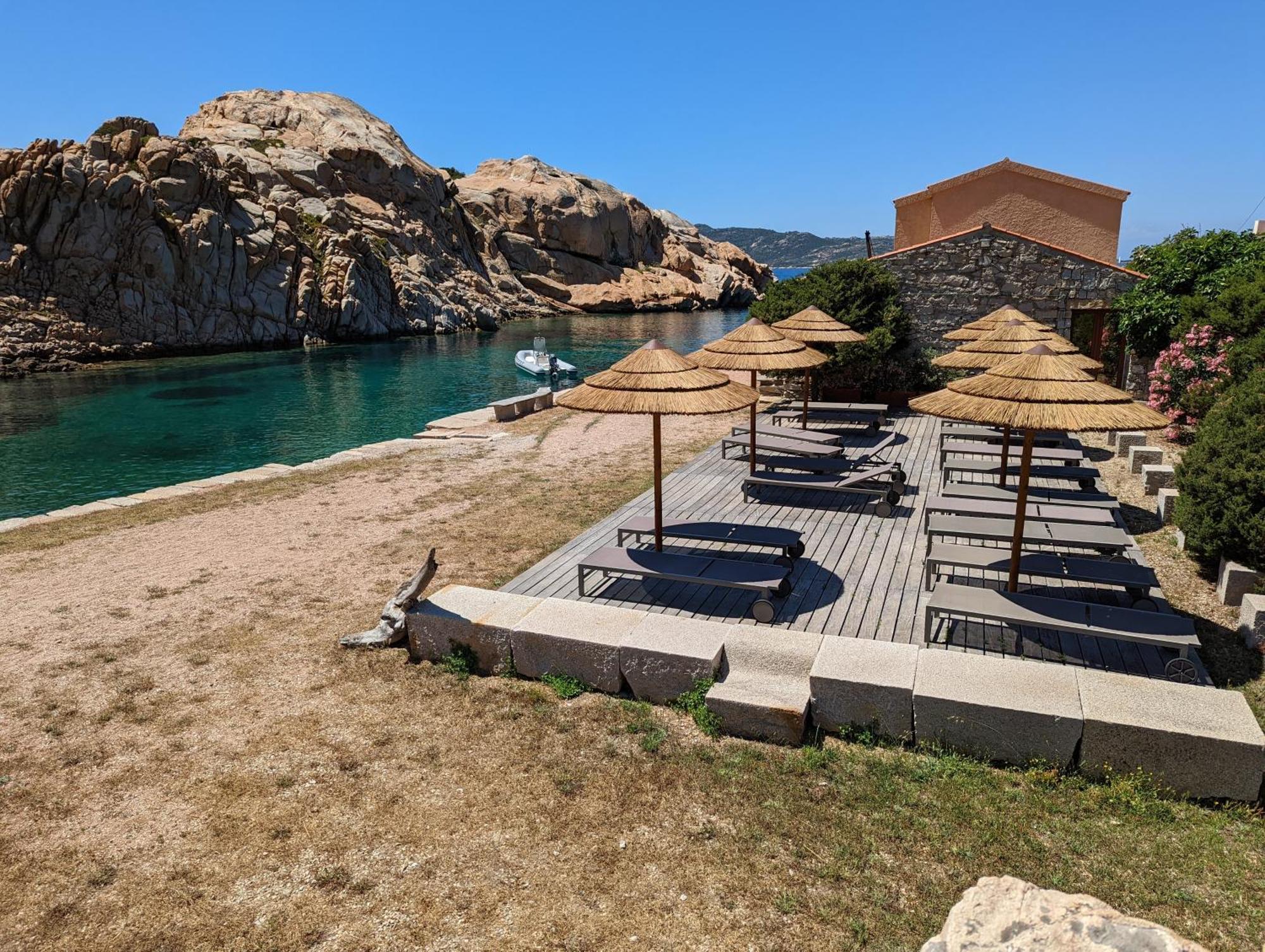 Residence Cala Francese - Case Sul Mare La Maddalena  Dış mekan fotoğraf