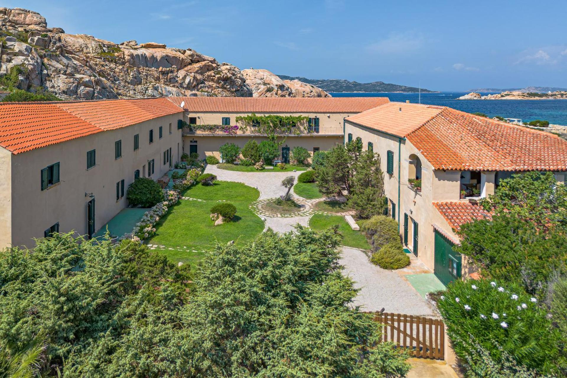 Residence Cala Francese - Case Sul Mare La Maddalena  Dış mekan fotoğraf